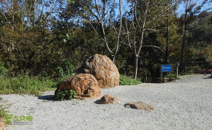 20121216五指山水满乡骑行登山DSCN2133