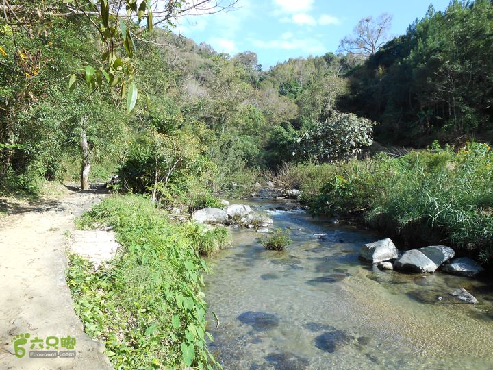 20121216五指山水满乡骑行登山DSCN2191