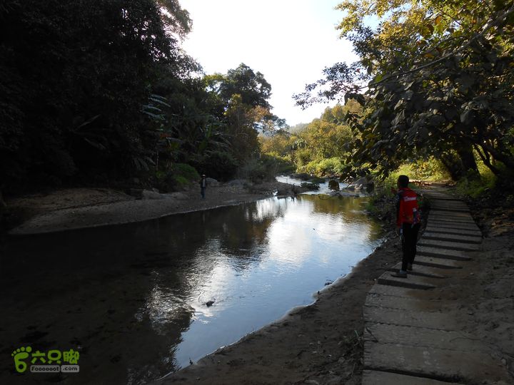 20121216五指山水满乡骑行登山DSCN2197