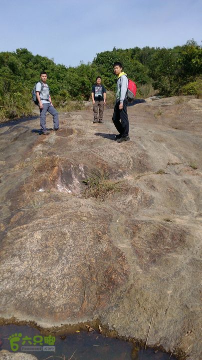 马峦山徒步…小梅沙上小梅沙下洗剪吹三人组