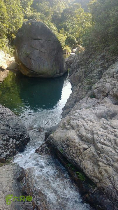 马峦山徒步…小梅沙上小梅沙下中流砥柱