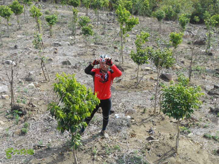 20130105--三亚福万岭山地骑行--大坡度碎石路DSCN3007