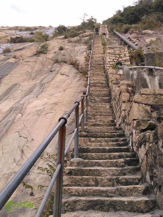 大罗山登山路线GH1白水千步梯