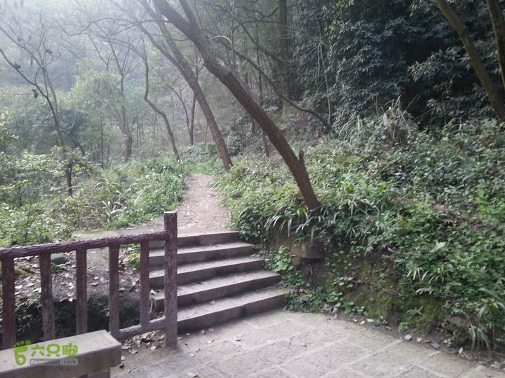 歌乐山索道健身梯-川外环线2013-03-05 17:51:03