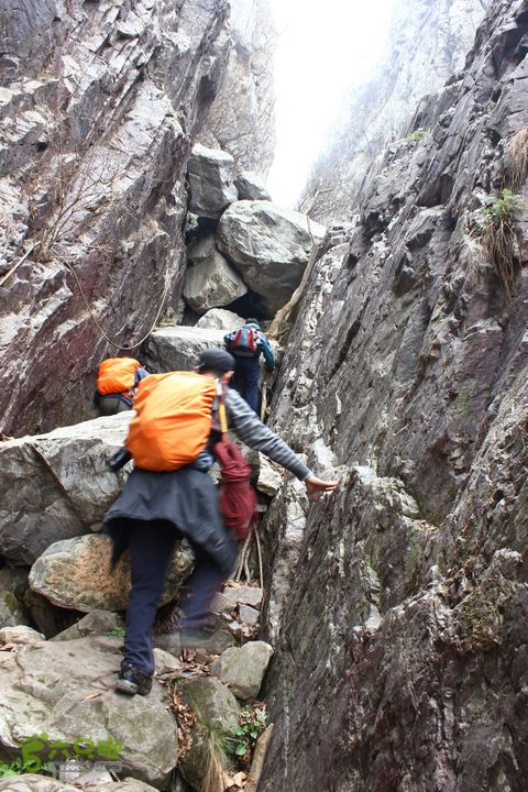 嵩山十大经典登山穿越---中原第一险连天峰20130316IMG_3025