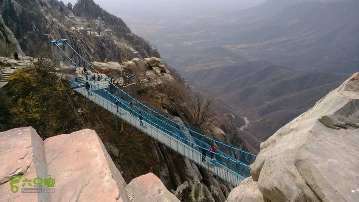嵩山连天峡谷穿越到三皇寨，景区大门出，完成环线吊索桥