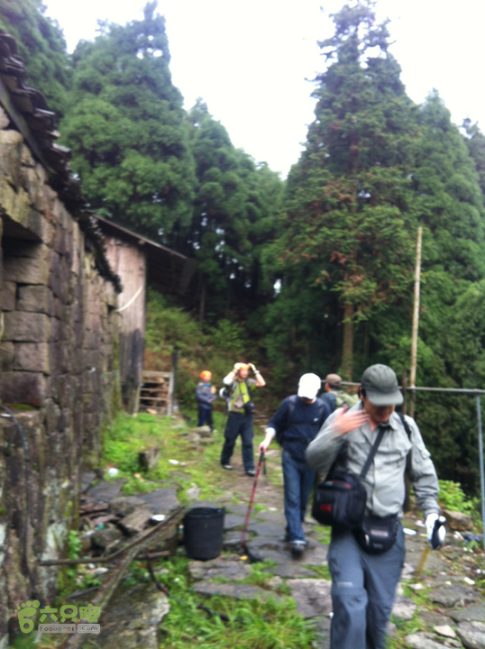 雁荡二尖穿越2013-04-06 07:39:12