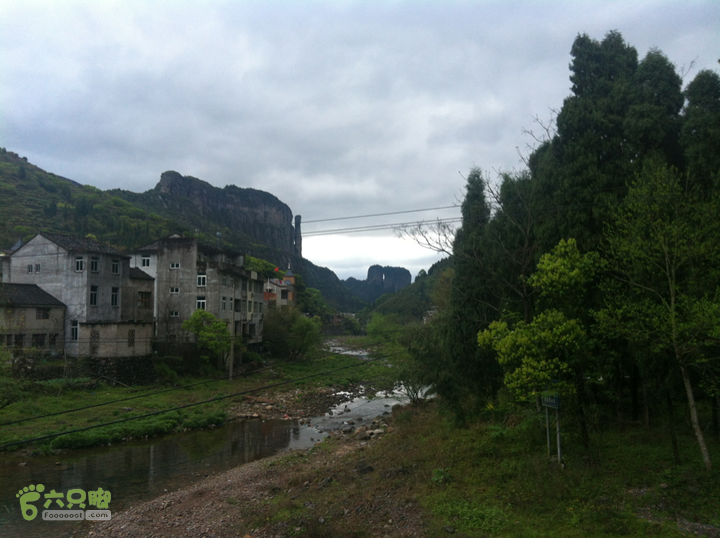 雁荡二尖穿越2013-04-06 06:30:47