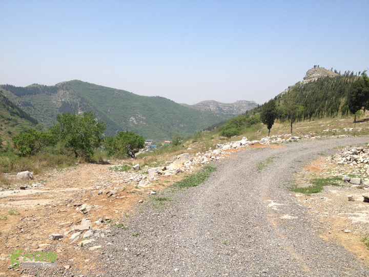 田庄水库土峪村山下就是土峪村