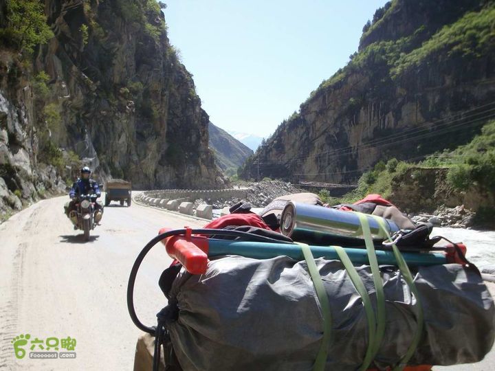 7车8人莫斯卡6日游调整大小 在路上6