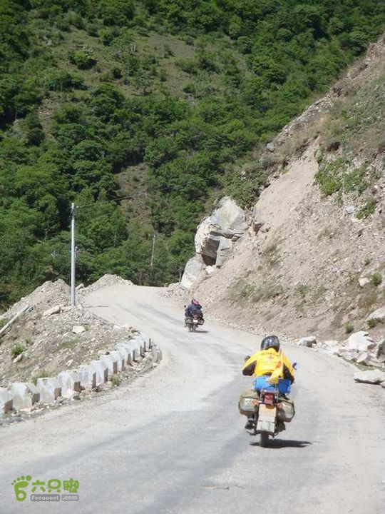 7车8人莫斯卡6日游调整大小 在路上8