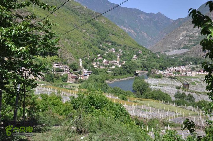 7车8人莫斯卡6日游调整大小 漂亮的村落