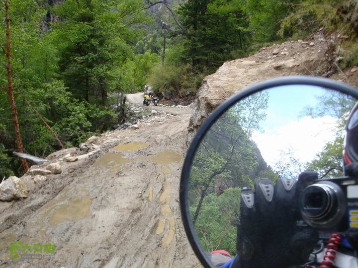 7车8人莫斯卡6日游在路上18