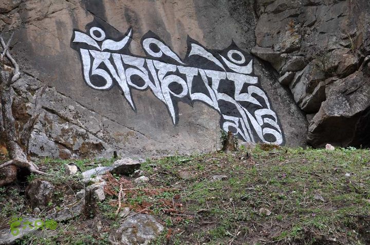 7车8人莫斯卡6日游在路上20