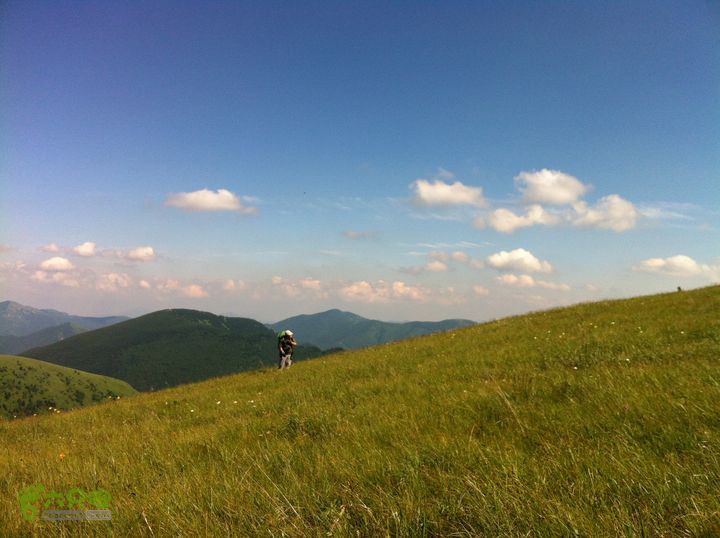 绿野网团建活动-老栅子村-东猴顶-孤石牧场穿越励志的一幕