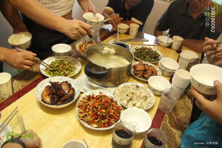 探秘北坛天坑洞，舟行地下河，再看古村四合院我们的绿野生活 18_37_04124