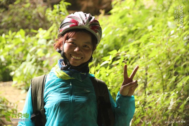 探秘北坛天坑洞，舟行地下河，再看古村四合院我们的绿野生活 11_03_17034
