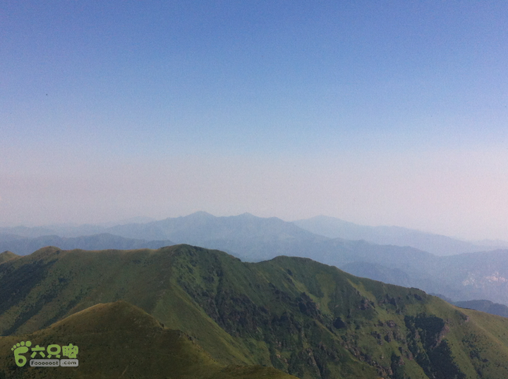 小五台北东一日轻装行东台顶眺望东西灵山