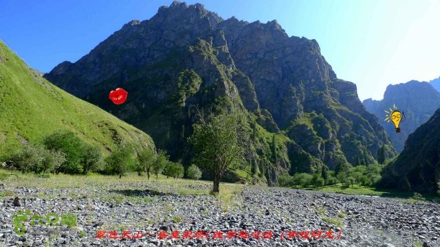 狼塔C+V，200Km，11days（我们队伍用时九天九夜）这里是两条河的汇集处，左混右清，正确的路是走右边，阿龙摄