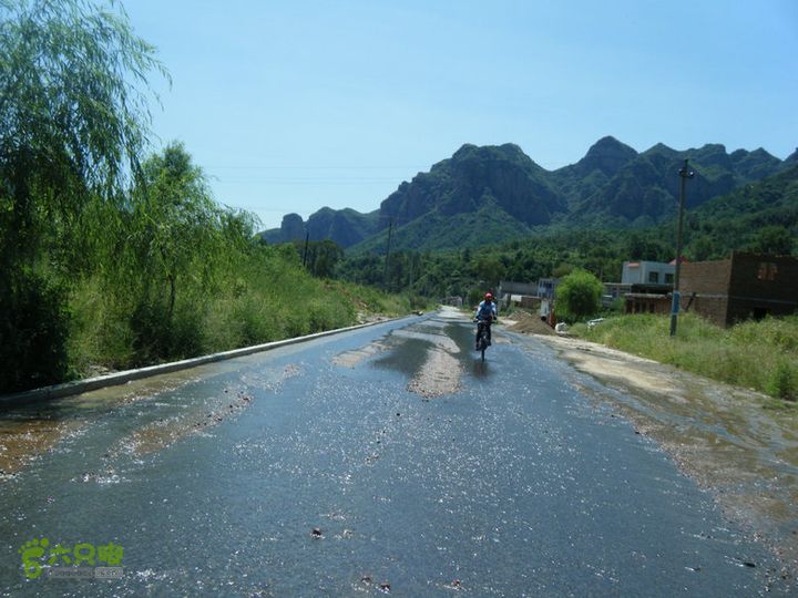 13.8.19武当山骑行DSCF4294