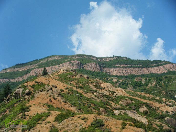 芦芽山第二天：石佛寺—芦芽山顶—太子庙往返—马伦草原—松林—无名草甸—大庙村—三岔路口DSCF5921