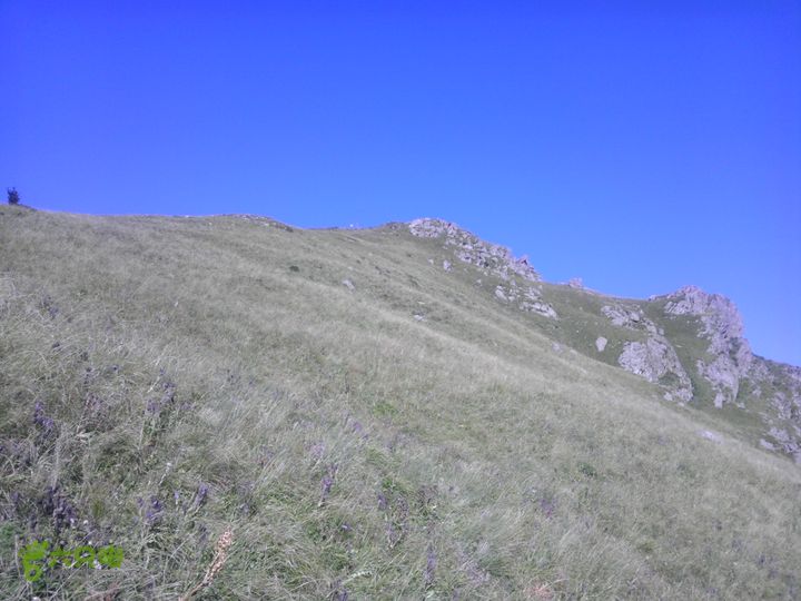 范家坡一南灵一西灵一南灵一蓬勃矿一池涧村下山途中回望