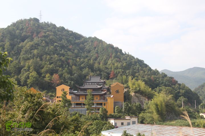 20131013宁波樟村毛岙大雷横街10公里穿越翠山寺远景