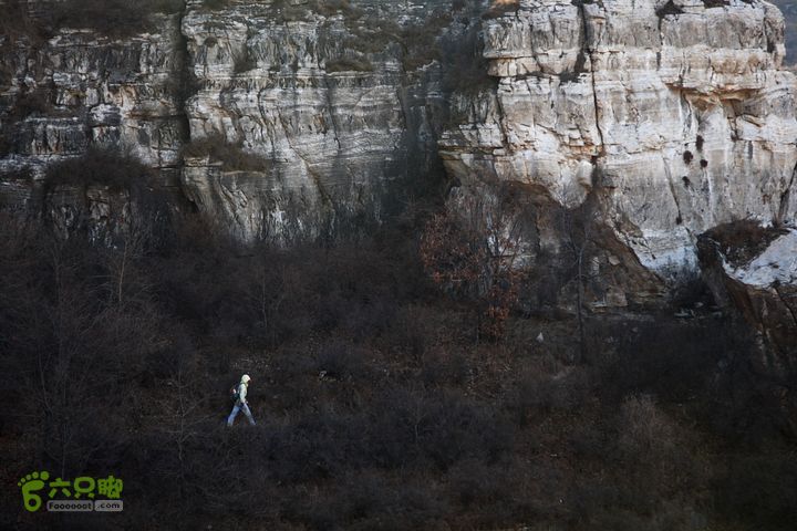 斗圈~北梯~五眼井~斗圈，小环穿崖下的行走