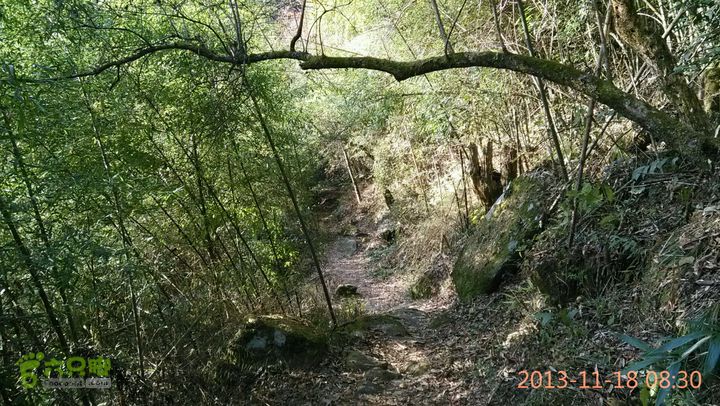 宜春明月山～羊狮慕～武发客栈～金顶～萍乡武功山2013-11-18 08:30:46