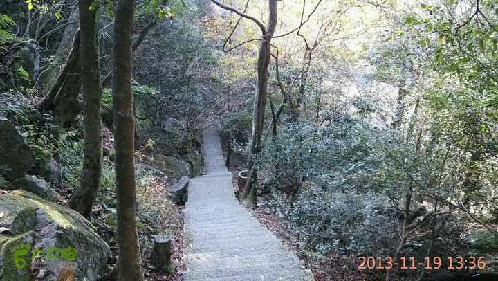 宜春明月山～羊狮慕～武发客栈～金顶～萍乡武功山2013-11-19 13:36:20