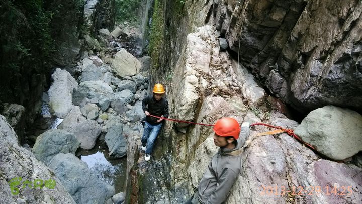 永泰岭路乡凤落村－荷溪－岭路乡叶洋村溯溪穿越2013-12-29 14:25:45