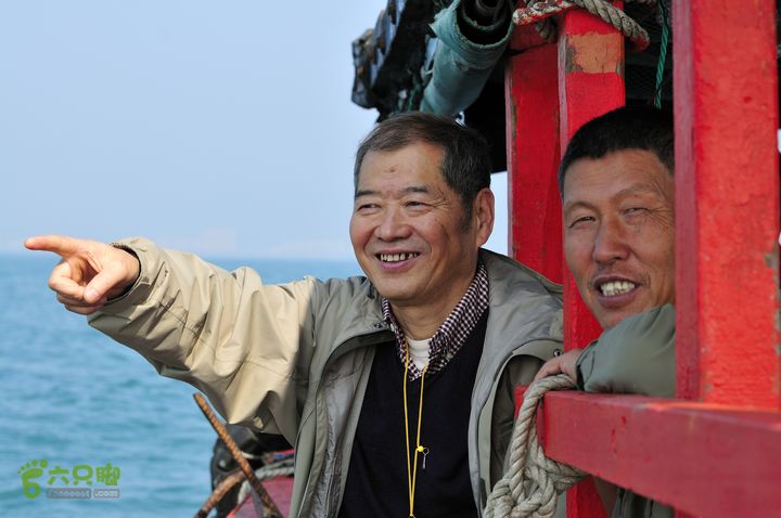 2013-12-26 横渡三亚湾东岛看到胜利在握， 心情格外放松！