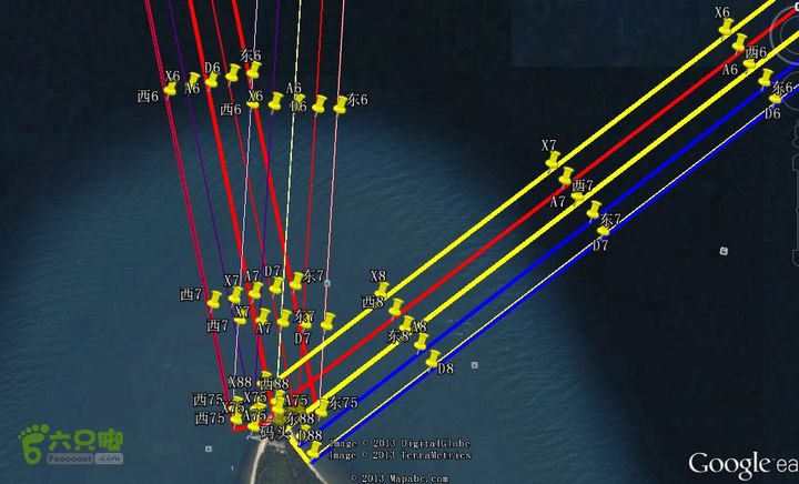 2013-12-26 横渡三亚湾东岛2013-12-26 GPS 导航方案的控制线图，线间距为100 米。游出此线，就立即能判断出偏离多少米，马上纠正回来。