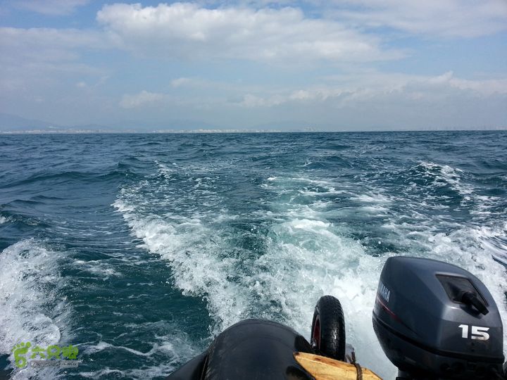 2014-01-11 三亚湾无名小岛冲锋舟试航20140111_130450