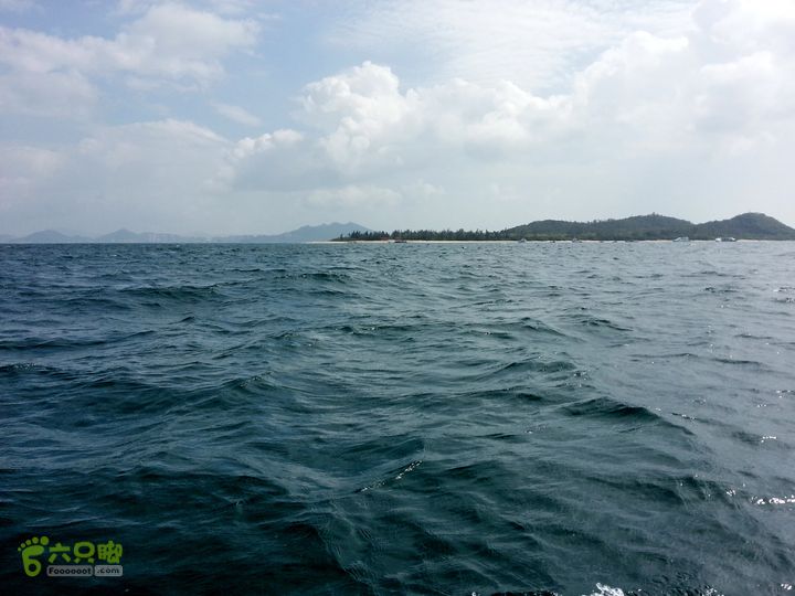 2014-01-11 三亚湾无名小岛冲锋舟试航20140111_130453