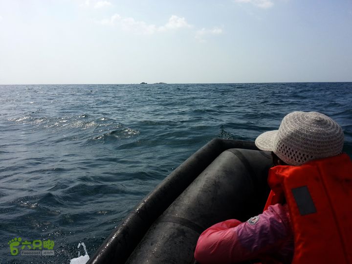 2014-01-11 三亚湾无名小岛冲锋舟试航20140111_130930