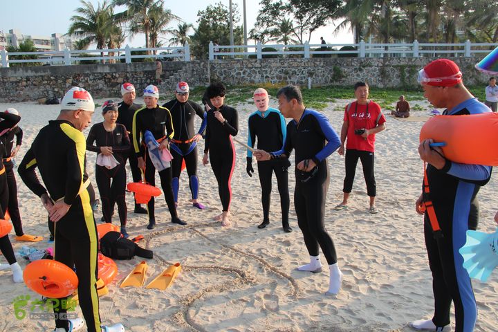 2014-01-18 三亚“大小东海穿越横渡”127