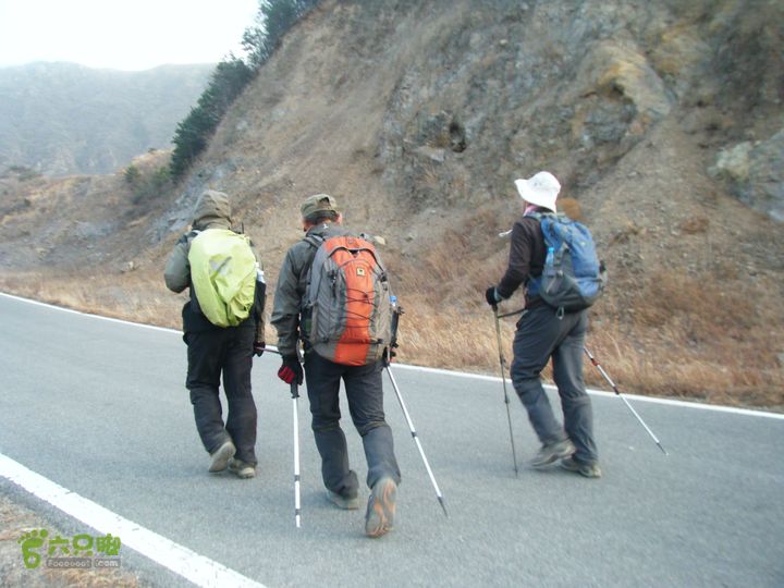 狼雁小道-妙峰山-涧沟村-萝卜地垭口-大觉寺【修正版】禅房村附近公路