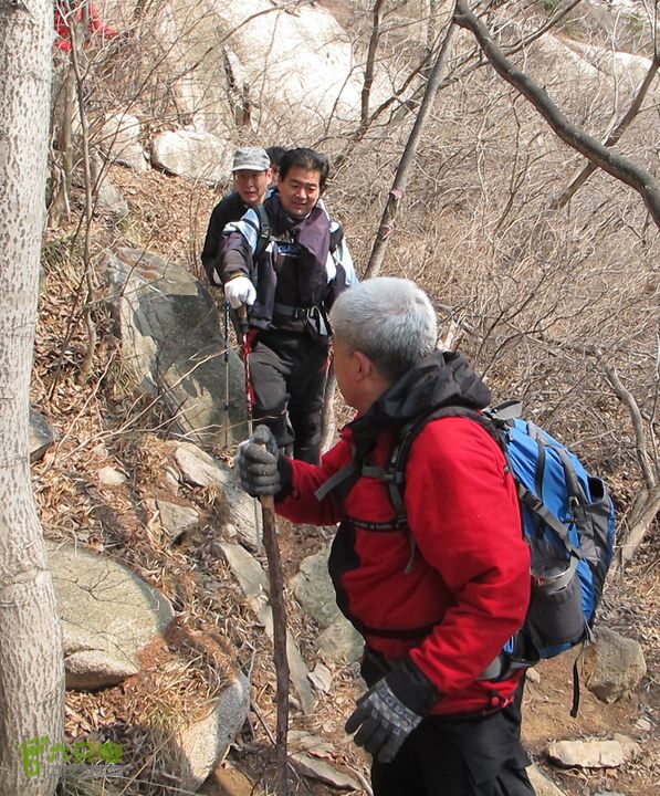 大河东-黑风口-121号电杆-虔女洞-石屋IMG_4975