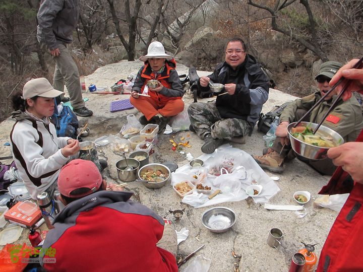 大河东-黑风口-121号电杆-虔女洞-石屋竹竿登山队的丰盛午餐