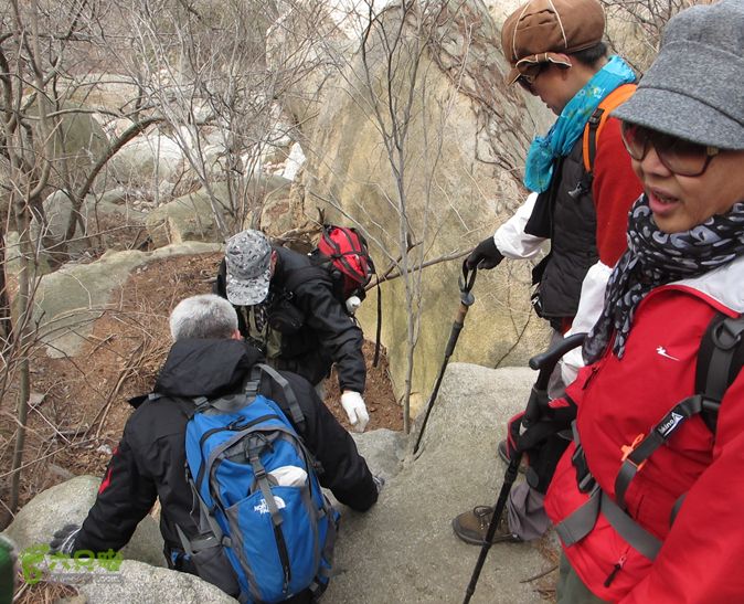 大河东-黑风口-121号电杆-虔女洞-石屋IMG_5027