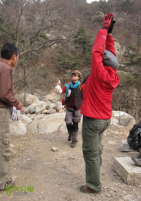 大河东-黑风口-121号电杆-虔女洞-石屋IMG_5035