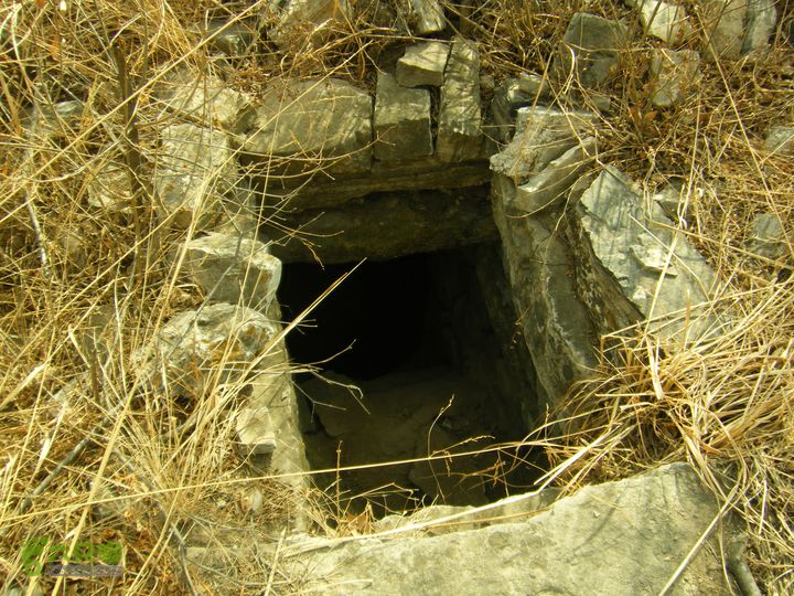 水头村—水头长城—圆台—马套峡谷—公主梳妆台—芦子水—向阳村疑似地窖？