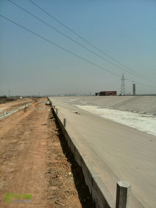 2014年3月22日南水北调中线徒步南水北调从此向西走了