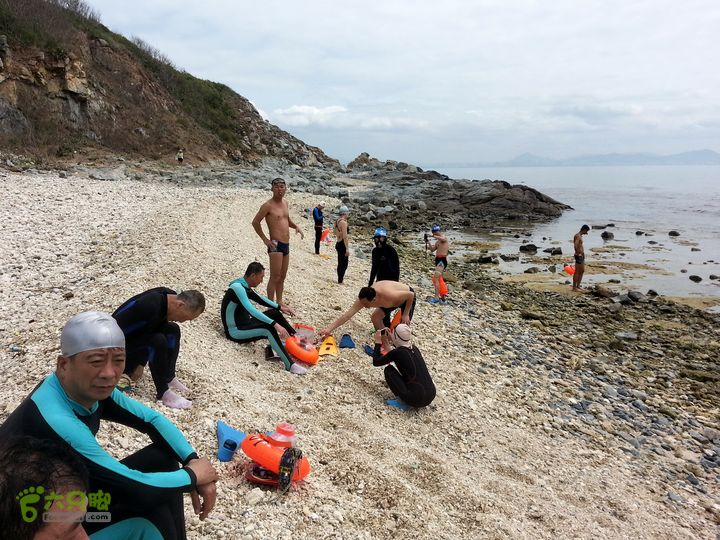 2014-03-27 三亚东岛+西岛串联横渡-创造新的历史！20140327_112436