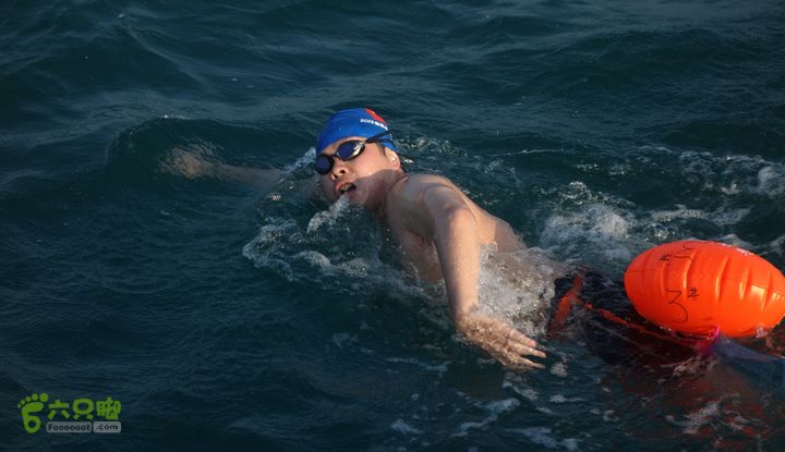 2014-03-27 三亚东岛+西岛串联横渡-创造新的历史！DSC07857