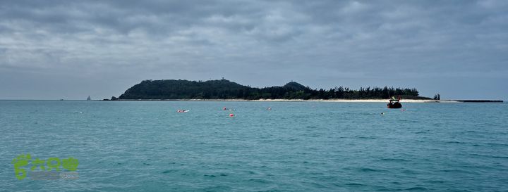 2014-03-27 三亚东岛+西岛串联横渡-创造新的历史！DSC08027