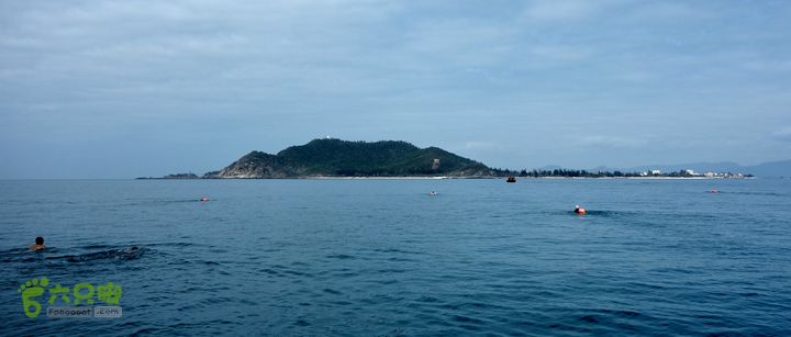 2014-03-27 三亚东岛+西岛串联横渡-创造新的历史！DSC08300