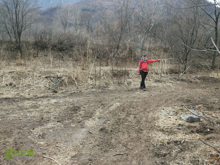 云瀑沟 野猪窝 五间房 五里坡 玉渡 野山峡 二日徒步路线婀娜多姿的路标