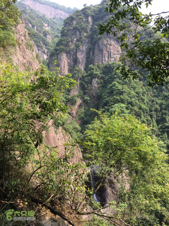 南阳林场穿越探迷十一重溪乌龙吐珠2014-04-19 14:51:39